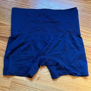 Yummie Tummie blue shaping short size 2X/3X